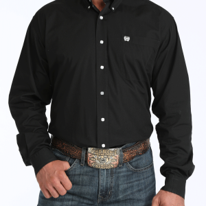 Men's Solid Classic Fit Button-Down Western Shirt