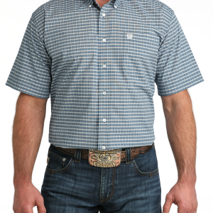 Men's Classic Fit Button-Down Western Shirt